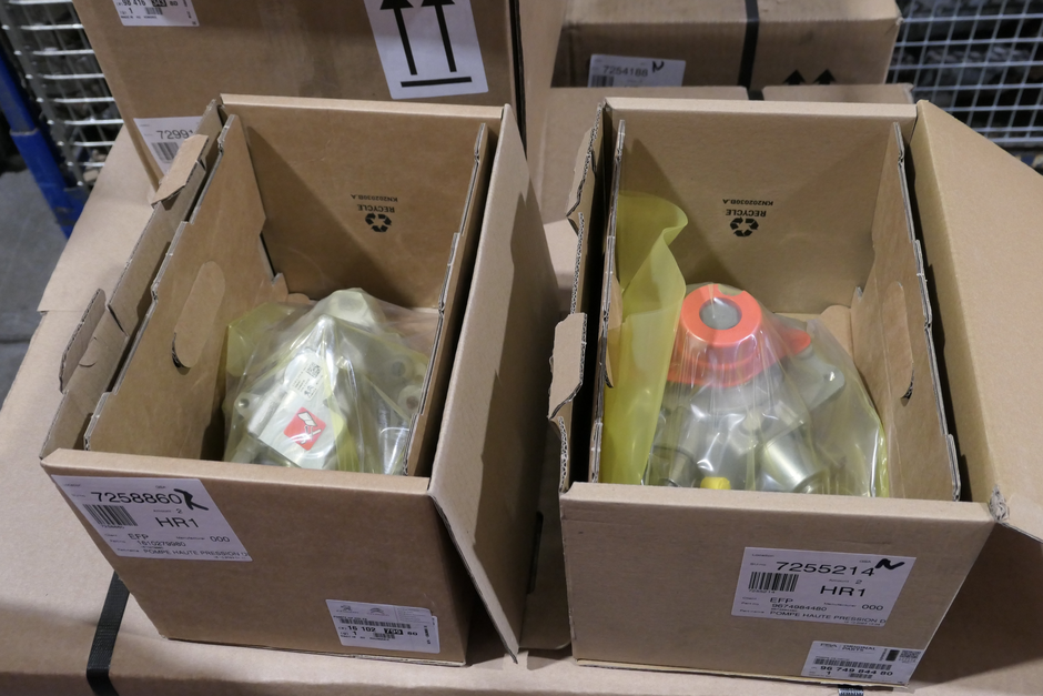 EF Parts & Logistic Service Lozorno Bratislava Sloveška, nadomestni seli, skladišče, vzdrževanje avtomobilov | Avtor: Matija_Janežič