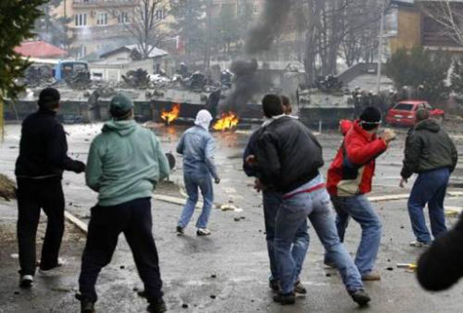 Ban Ki Mun je obsodil ponedeljkove napade na Kosovu.