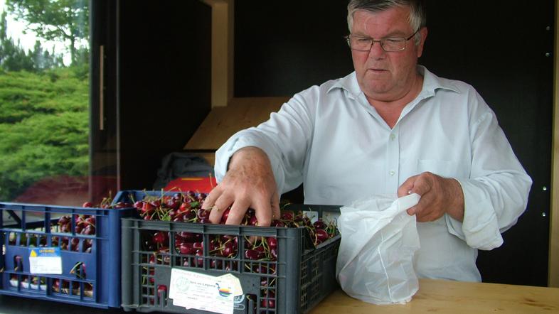 Kmet iz Goriških brd pravi, da je v centru prodal mimogrede, na novi lokaciji pa