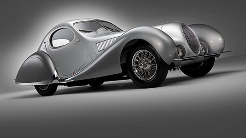 Talbot-Lago T150-C SS teardrop coupe Letnik 1938) - prodan za 2,136 milijona evr