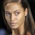 Joan Smalls na Rodriguezovi modni reviji za pomlad poletje 2011.