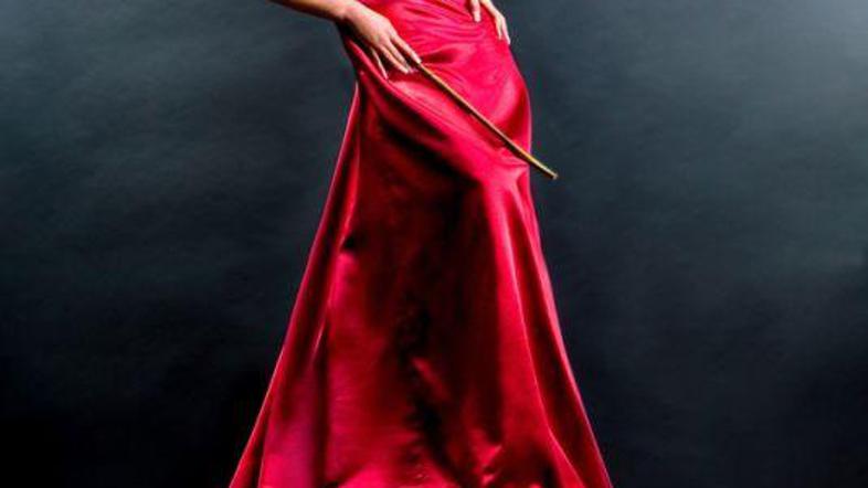 Rdeča je barva moči in ognja.