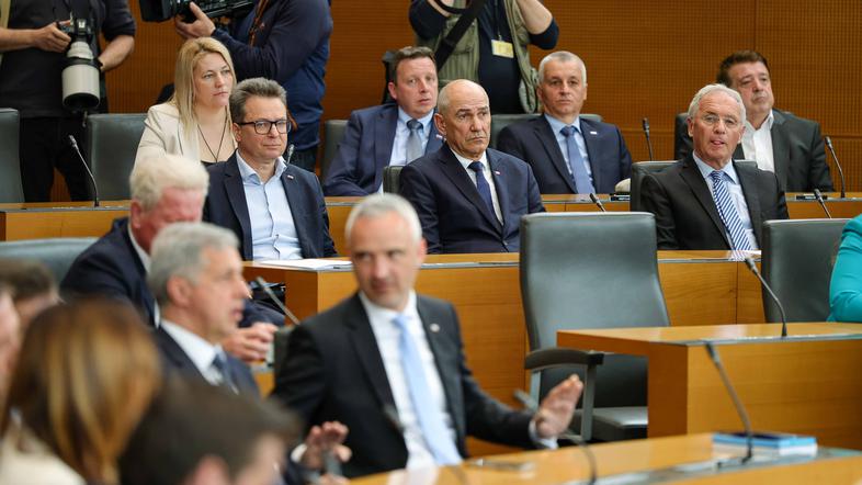 janez janša, NSi, SDS, aleš hojs