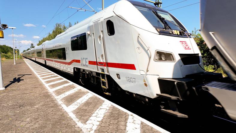 vlak deutsche bahn