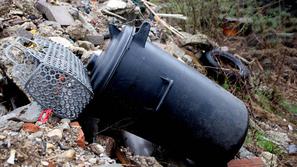 MOL bo letos s svojih zemljišč začela odstranjevati tudi gradbene odpadke. (Foto