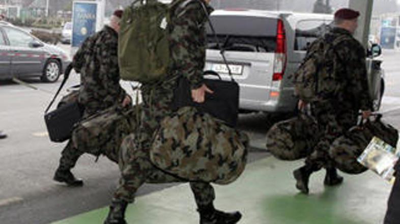 V Afganistan odhaja 66 vojakov.