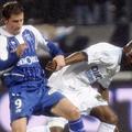 Birsa (levo) je v Marseillu odigral celo tekmo in se z Auxerrom veselil velike z