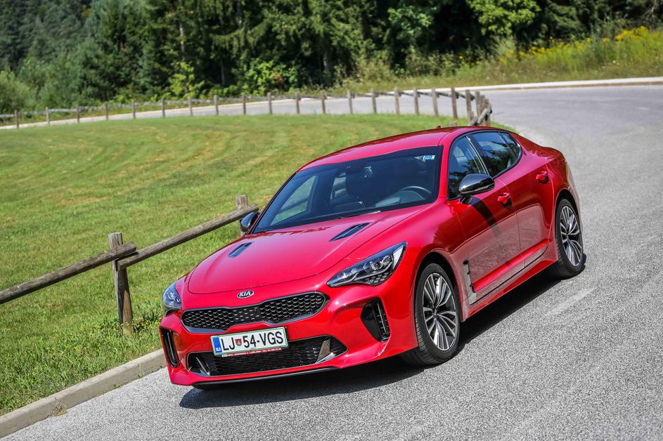 Kia stinger