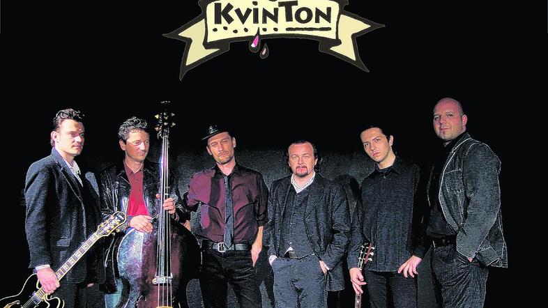 "Igrali bomo nekaj pesmi iz prvega (Lovci sreče) in drugega albuma (Razirklinga)