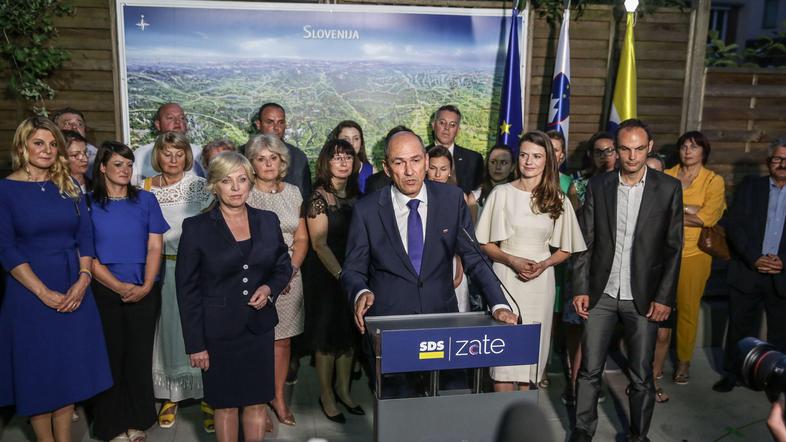 Janez Janša Urška Bačovnik Janša Romana Tomc Anže Logar SDS