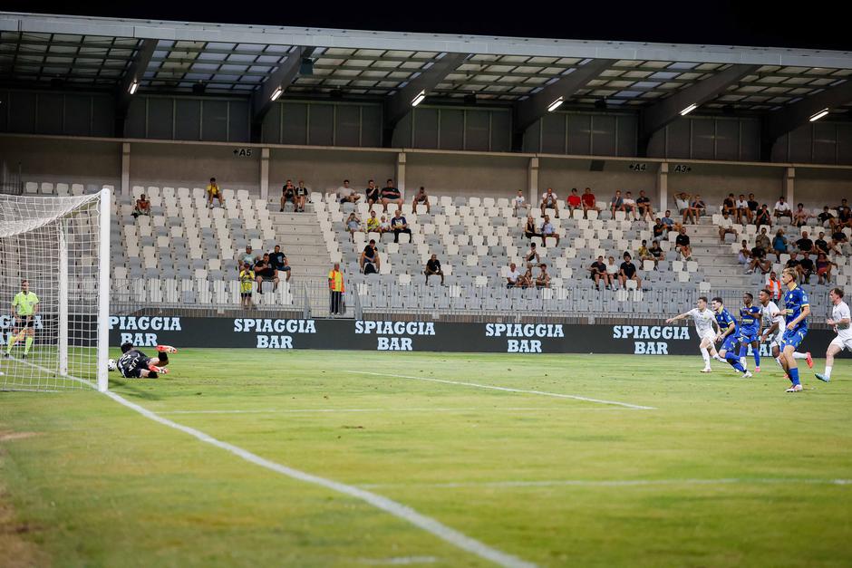 nogomet konferenčna liga, kvalifikacije, 2. krog, Koper - Runavik | Avtor: Saša Despot