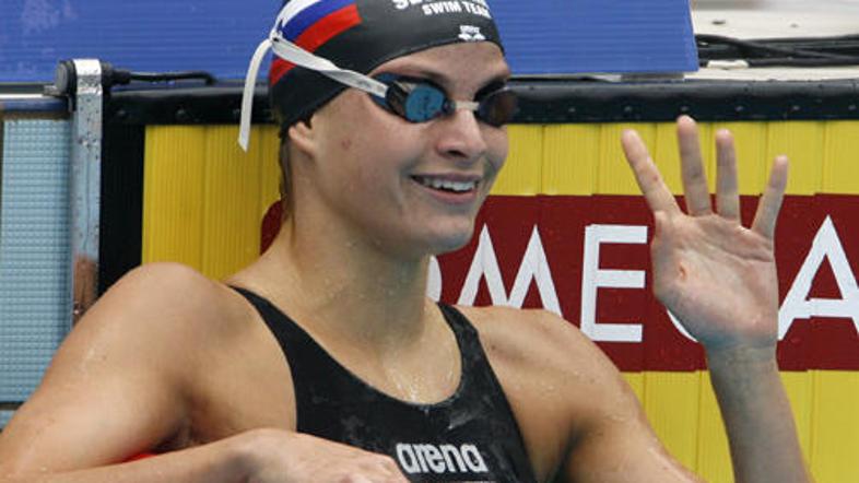 Sara_Isakovic_Action - main