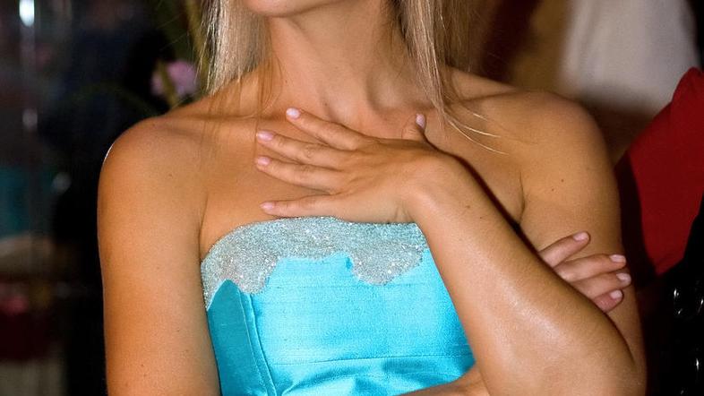 Igralka ima rahle glavobole, a se počuti dobro. (Foto: Jure Makovec/Mediaspeed.n