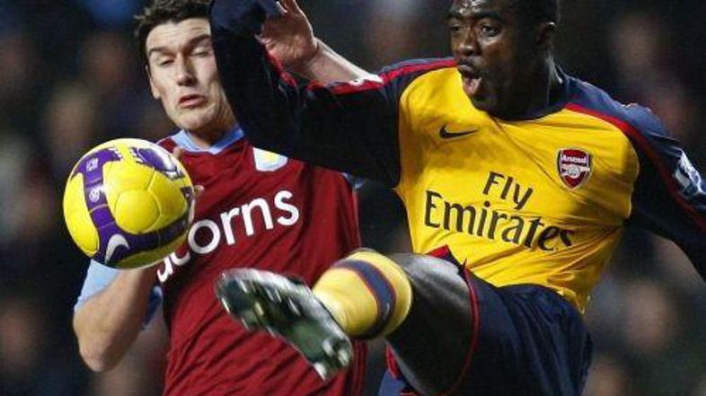 Gareth Barry (levo) je začel preobrat Aston Ville.