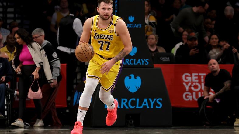 Luka Dončić NetsLakers