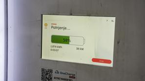 PRIMA električni avti polnjenje doseg ionity