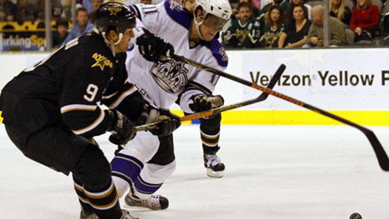 Anže Kopitar (desno) se tokrat ni vpisal v statistiko.