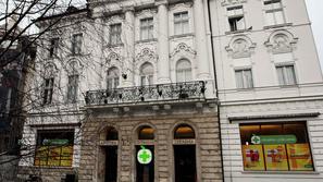 Lekarna Ljubljana za prostore za dežurno lekarno zdaj plačuje okoli 30 tisoč evr