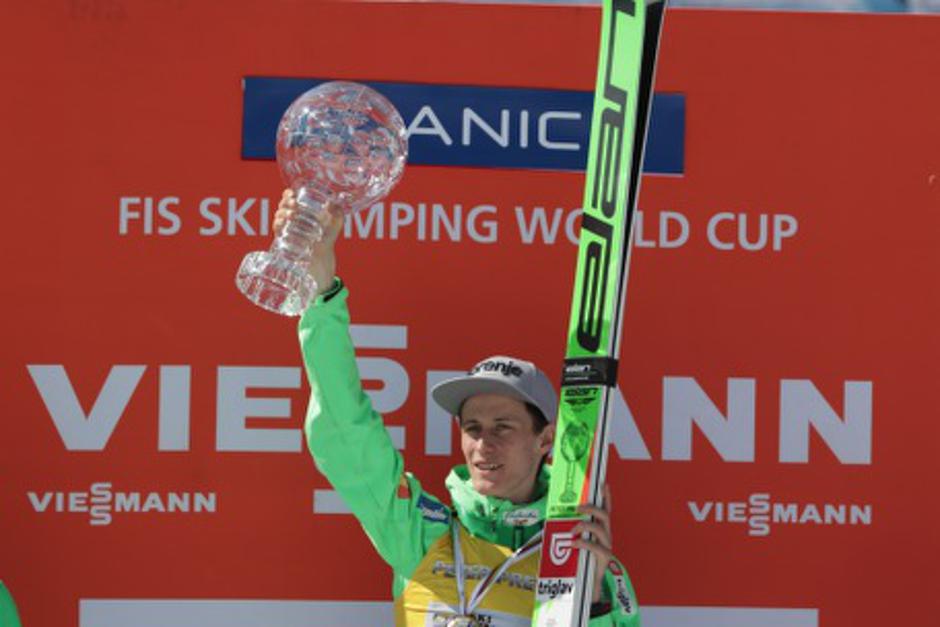 Peter Prevc, veliki kristalni globus | Avtor: Saša Despot