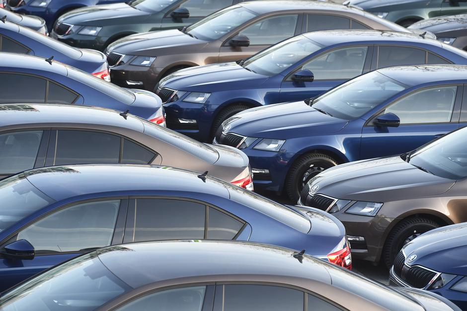 Rabljeni avti, parkiranje, rabljen avto | Avtor: Profimedia