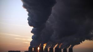 Porast emisij je skladen z gospodarskim okrevanjem. (Foto: EPA)