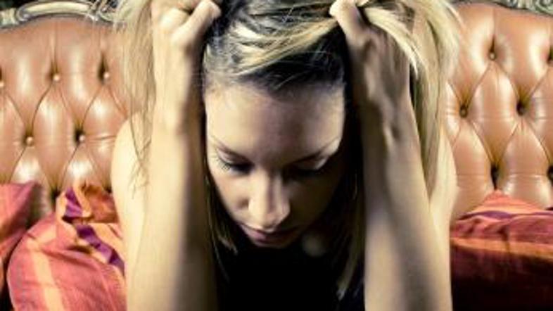 Za mnoge živčne izpade, nerazpoloženost, žalost in občutljivost so krivi hormoni