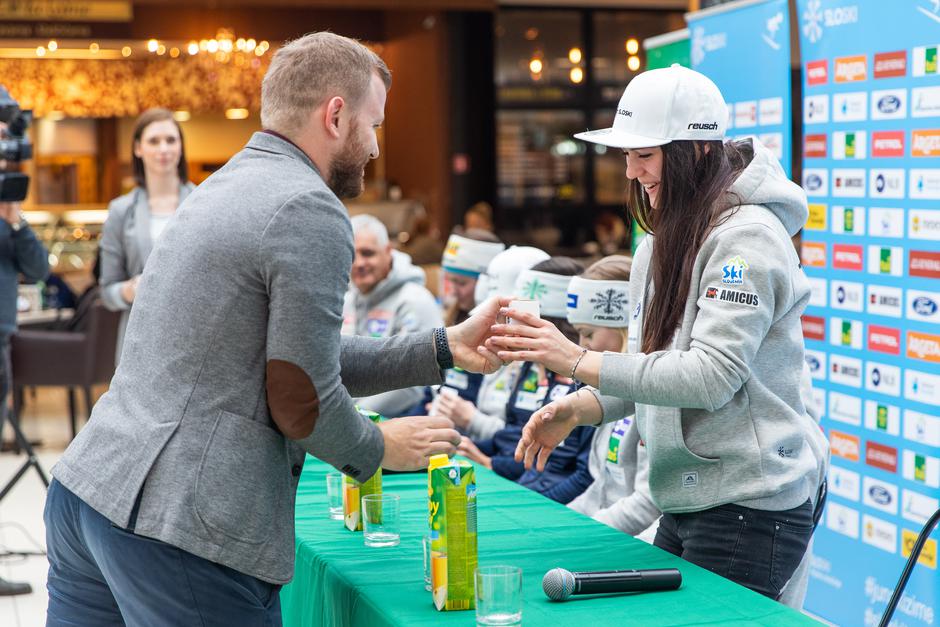 Tuš Lipov list | Avtor: Tuš