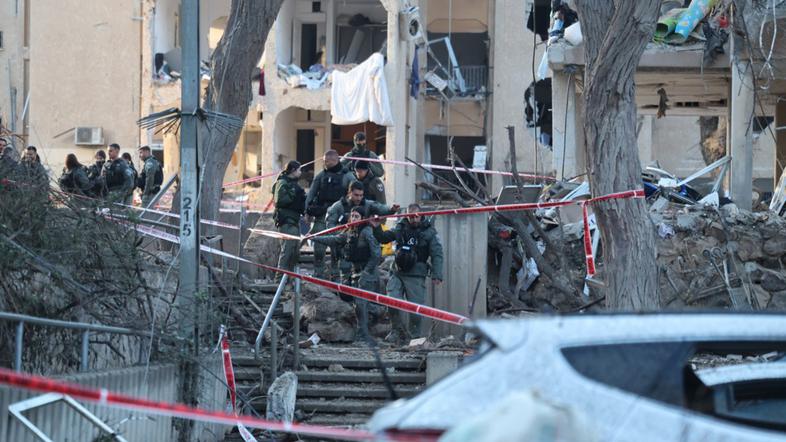 Iran izstrelil rakete na Izrael