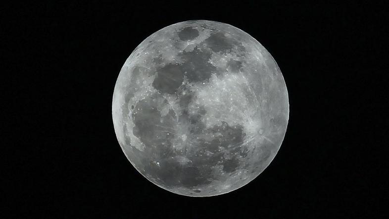 Super luna