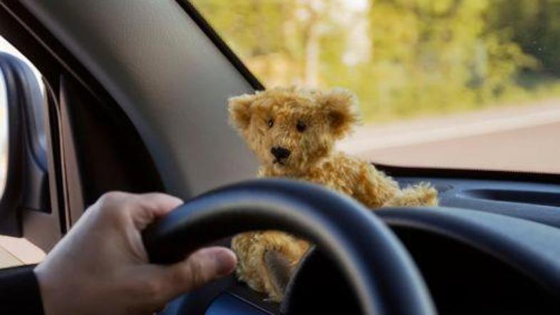 Nekateri se od igrač ne morejo ločiti niti v avtomobilu.