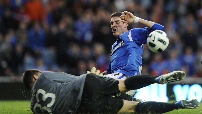 Lafferty Jasmin Handanović