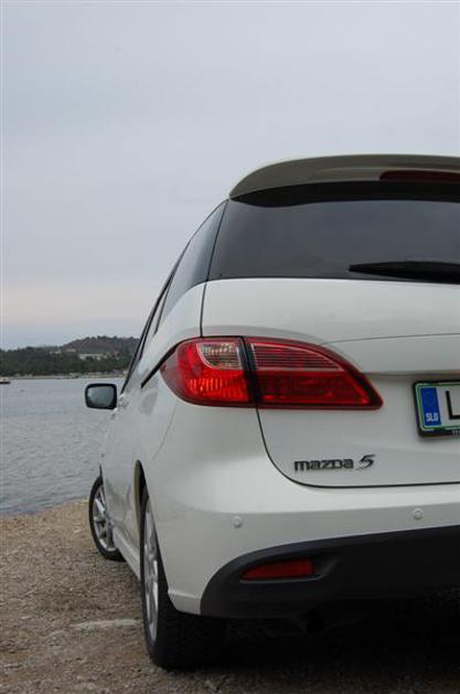Mazda5
