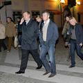 Ruski milijarder Abramovič na sprehodu po Mariboru s prijatelji. (Foto: Nino Ver