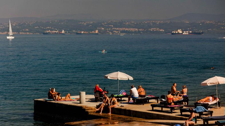 obala, morje, kopalci, plaža
