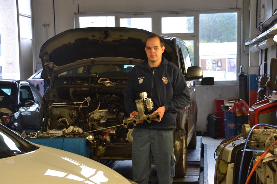 Popravilo turbine | Avtor: Gregor Prebil