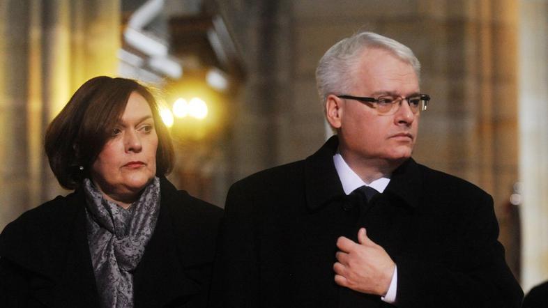 Hrvaški predsednik Ivo Josipović s svojo ženo Tatjano Josipović na pogrebu v Pra