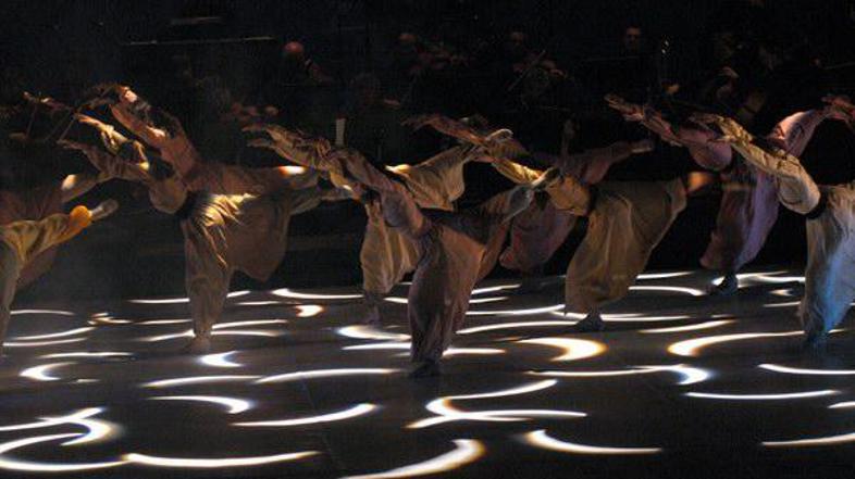 Madžarski  glasnbeniki Eszter Biro bodo izvajali klezmer in hebrejsko glasbo.