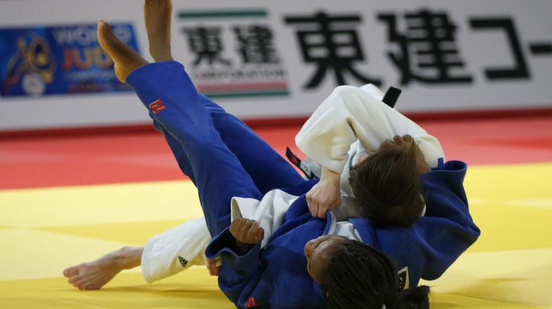 Tina Trstenjak in Edwige Gwend