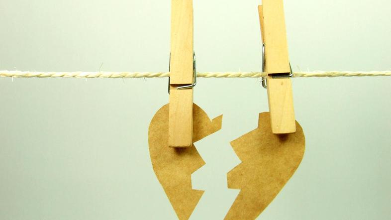 zlomljeno srce, razmerje. ljubezen
