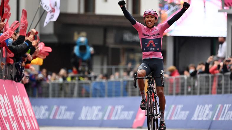 Egan Bernal Giro d'Italia Cortina d'Ampezzo