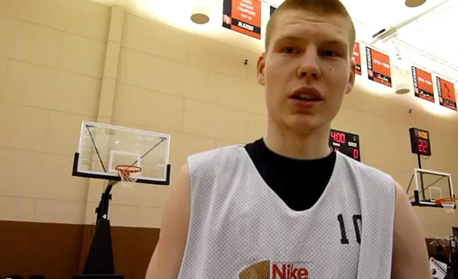 Olimpijin talent Davis Bertans bo naredil vse, da nekoč pride v NBA. (Foto: YouT