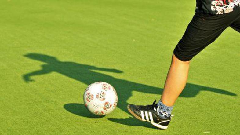 12-letni Bolivijec Mauricio Baldiveso je postal namlajši nogometaš, ki je zaigra