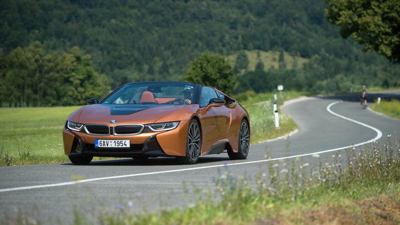 BMW i8 e-drive Roadster