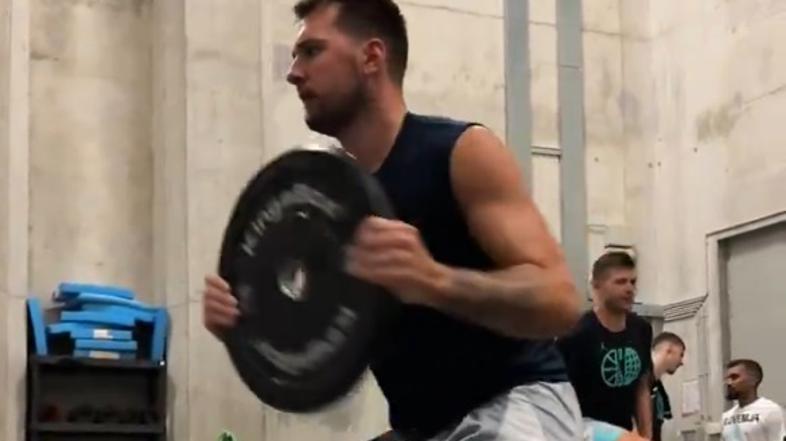 Luka Dončić fitnes uteži