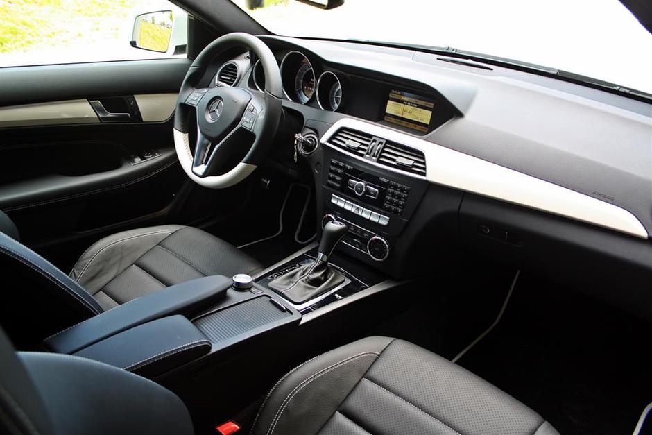 Mercedes-Benc C coupe | Avtor: Miha Pečoler