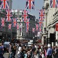 V britanski prestolnici je že vse pripravljeno na poroko leta. (Foto: EPA)