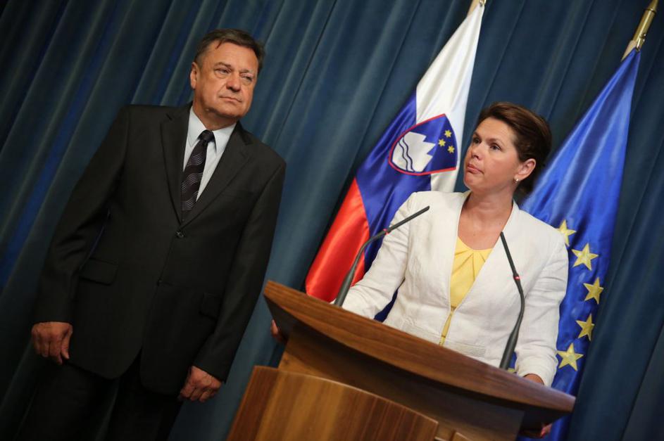 Janković in Bratuškova