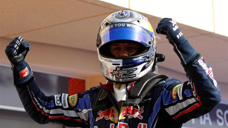 VN Bahrajna kvalifikacije  Sebastian Vettel Red Bull