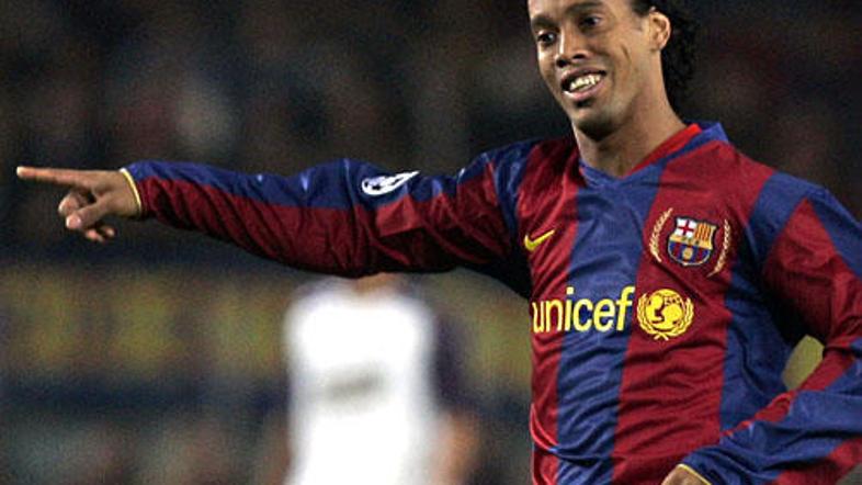 ronaldinho_main_afp