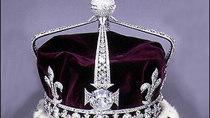 Tisti, ki ima diamant, vlada svetu, pravi ena legenda. Druga pa trdi, da je diam